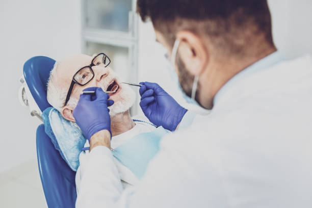 Best Emergency Tooth Extraction in Crystal Lakes, OH